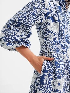 Tuckernuck Hyacinth House Navy and White Floral Hillsborough Cotton Dress